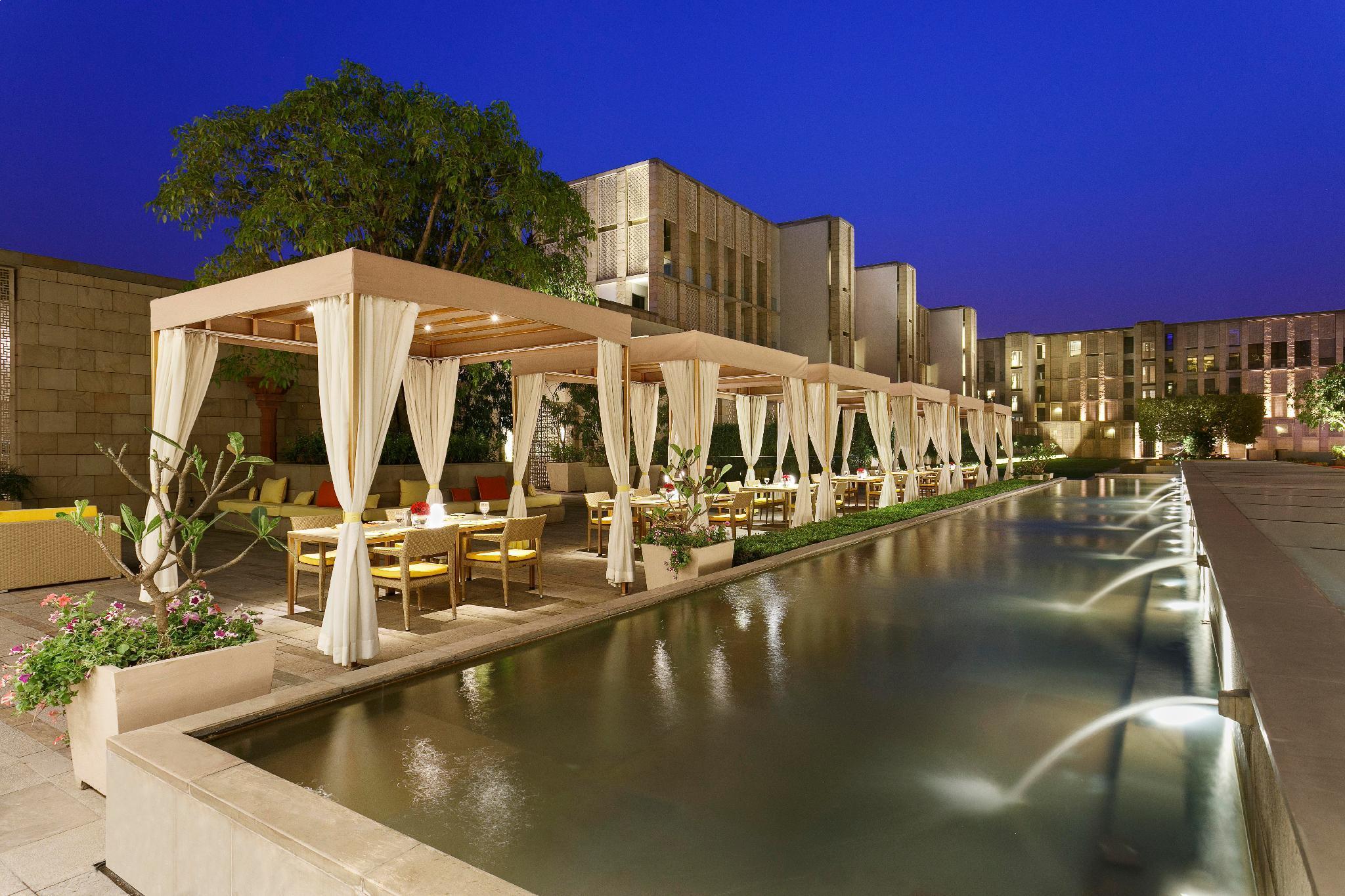 The Lodhi - A Member Of The Leading Hotels Of The World Nueva Delhi Exterior foto